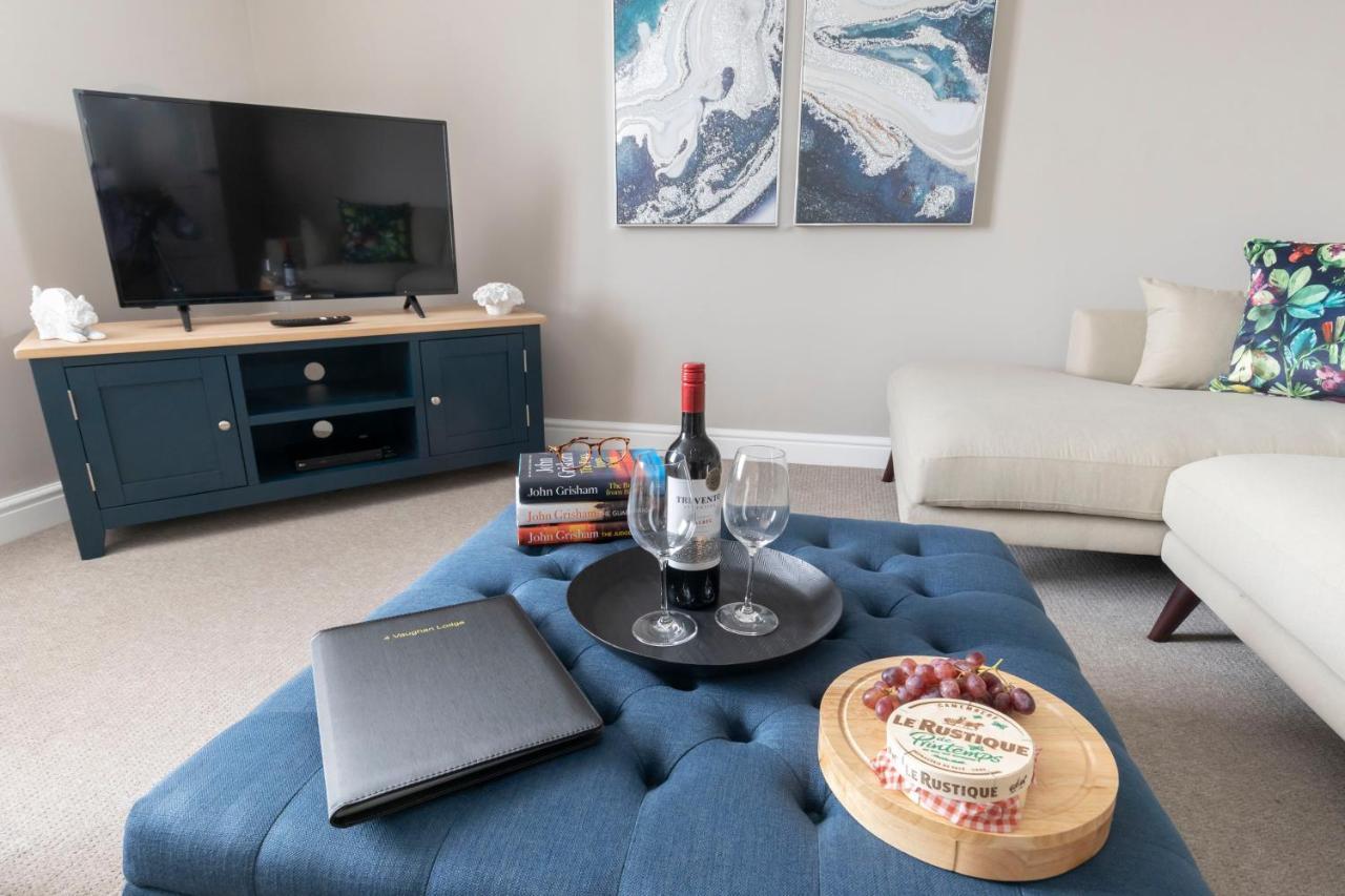 Vaughan Lodge Elegant 2-Bed Duplex With Views Near Malvern Hills Malvern Wells Εξωτερικό φωτογραφία